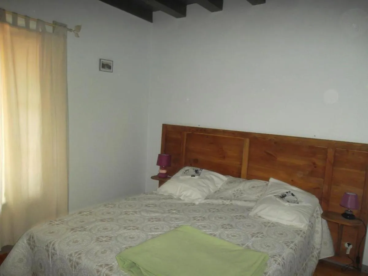 Gite Familial Avec Cascade, Peche, Activites Et Proximite De Vichy - Fr-1-489-21 Barrais-Bussolles
